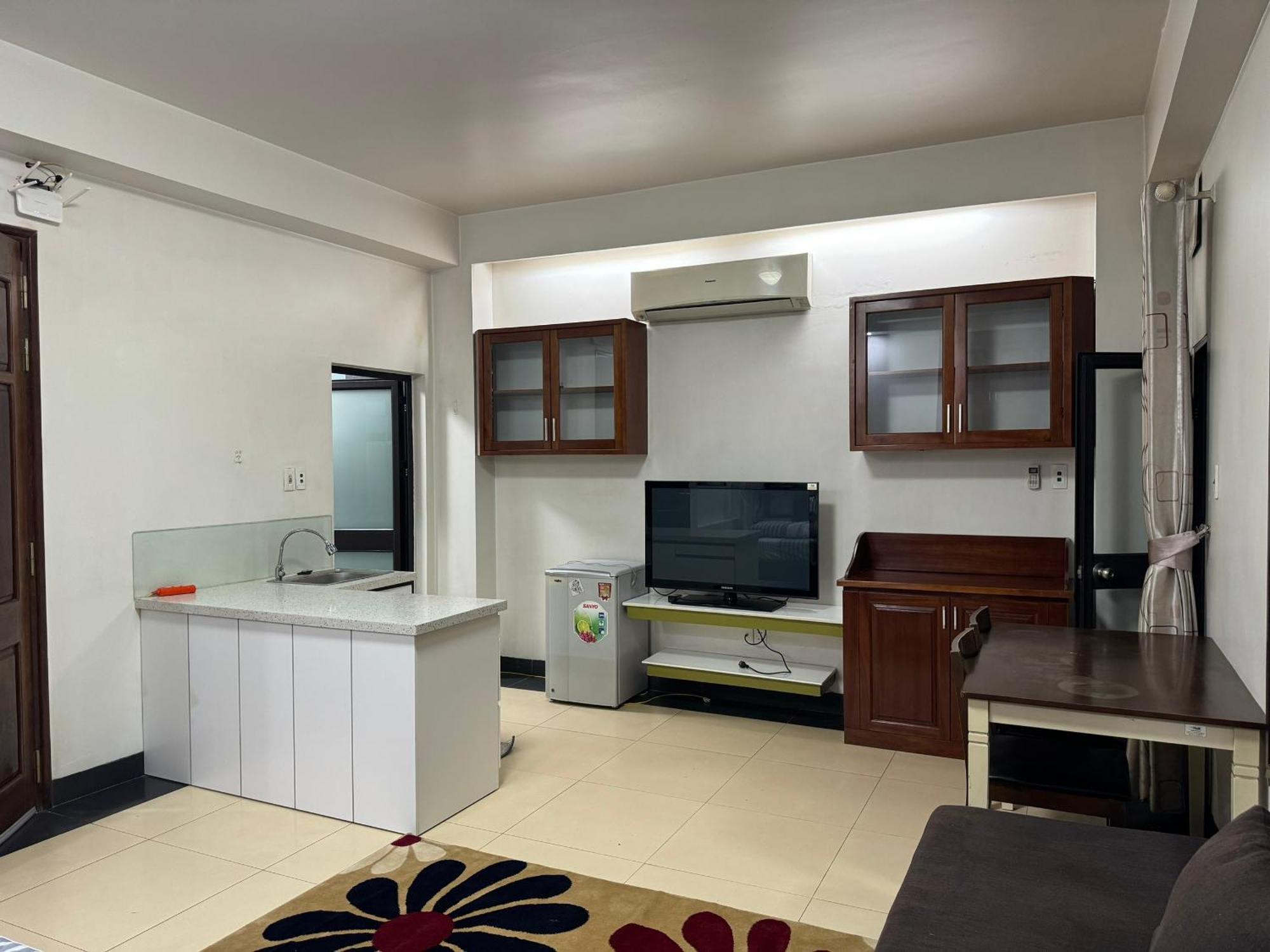 Aparthotel Max *