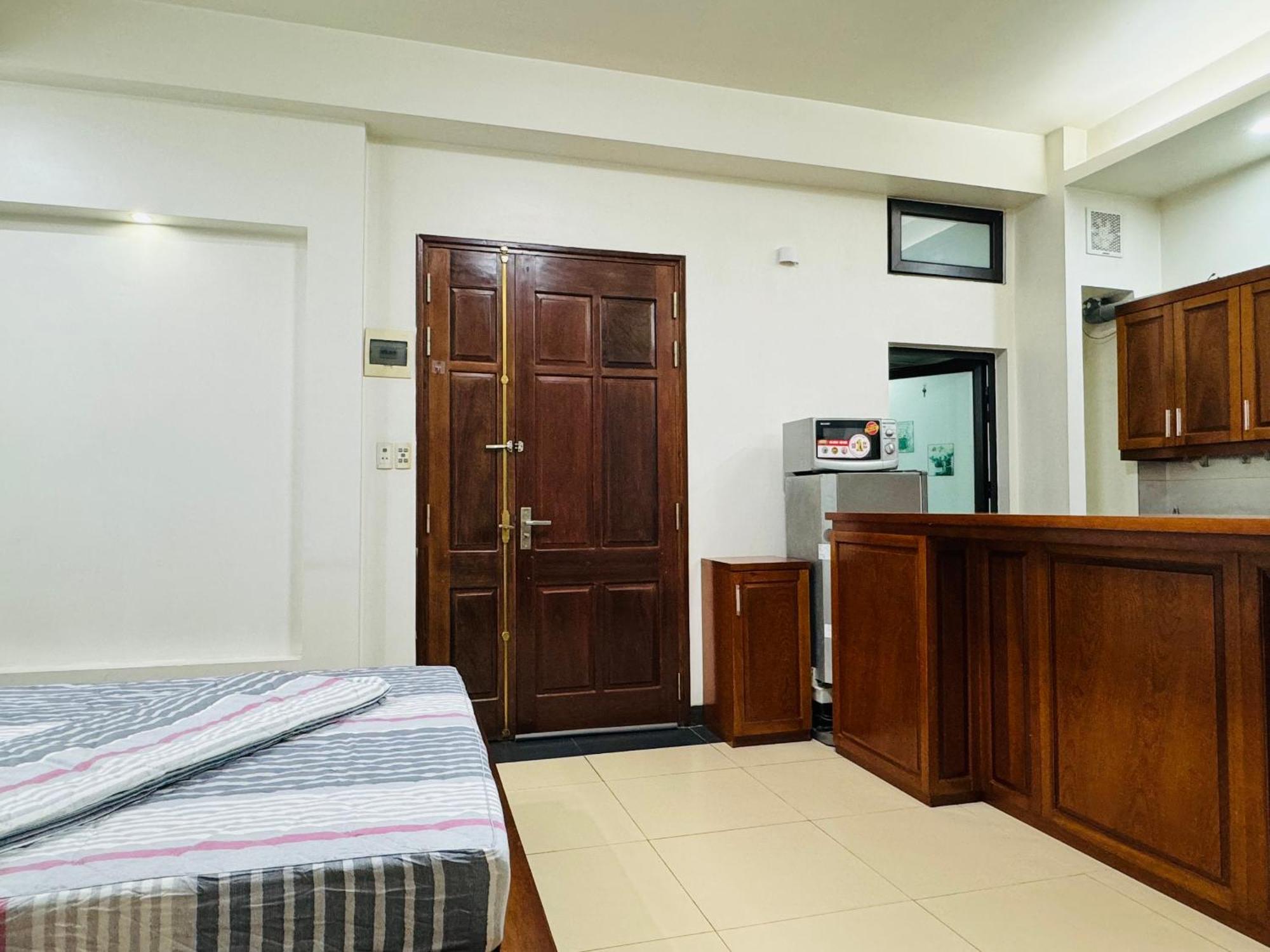 Aparthotel Max *